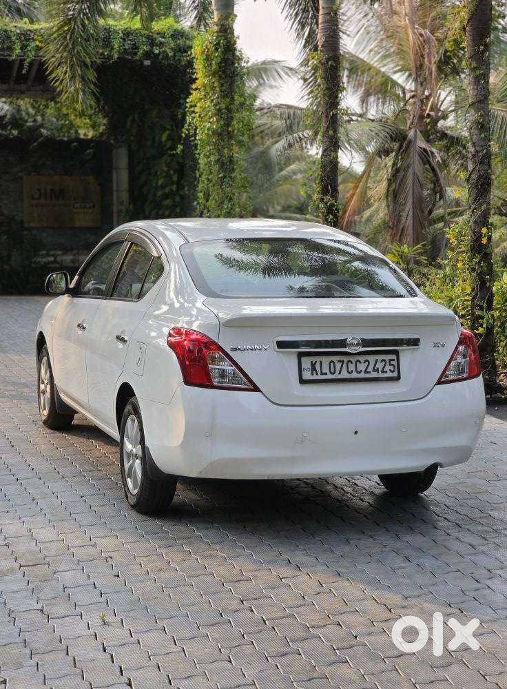 Nissan Sunny 2014-2020 1.5 Xv Petrol, 2015, Petrol