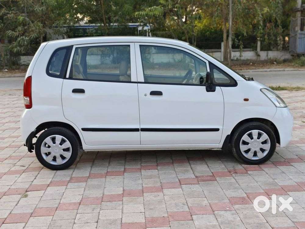 Maruti Suzuki Zen Estilo Lx Bsiv, 2010