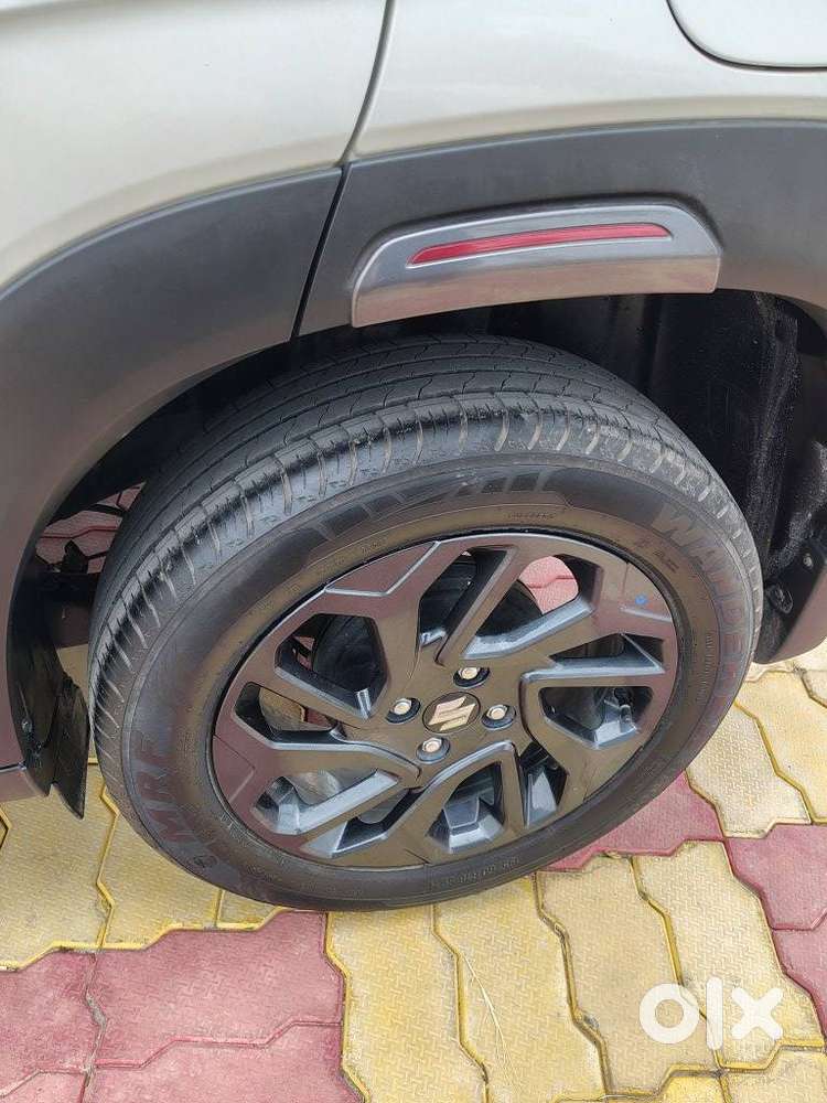 Maruti Suzuki Fronx Delta Plus 1.2l Mt, 2025, Petrol