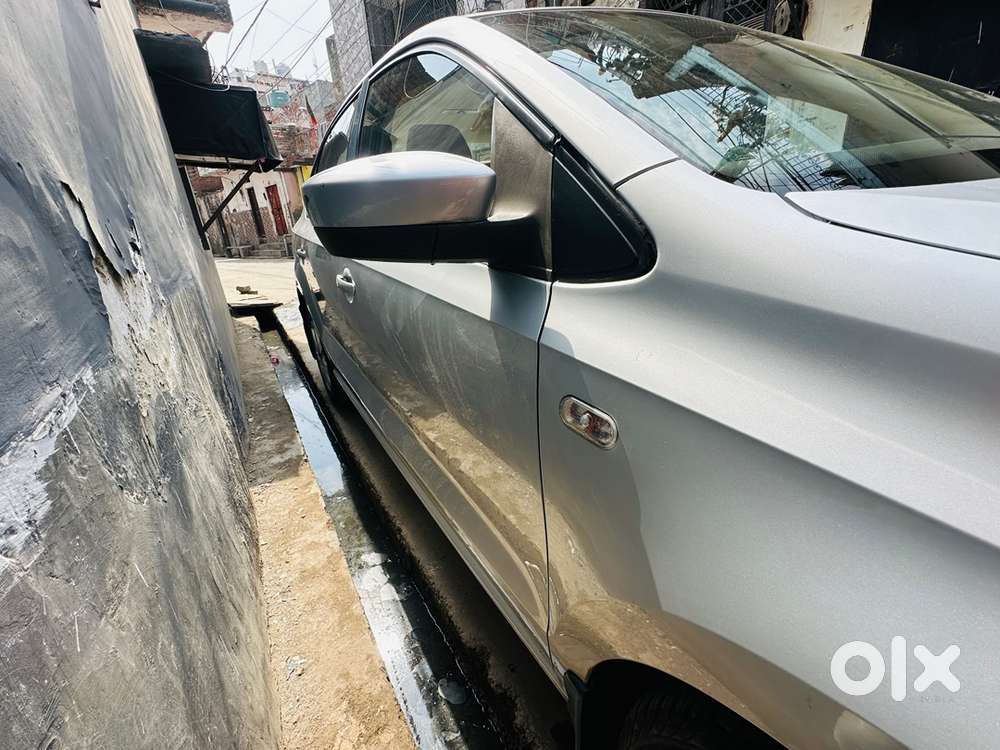 Volkswagen Vento Petrol 2011