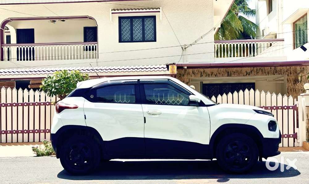 Tata Punch 1.2 Revotron Creative IRA Dual Tone, 2023, CNG & Hybrids