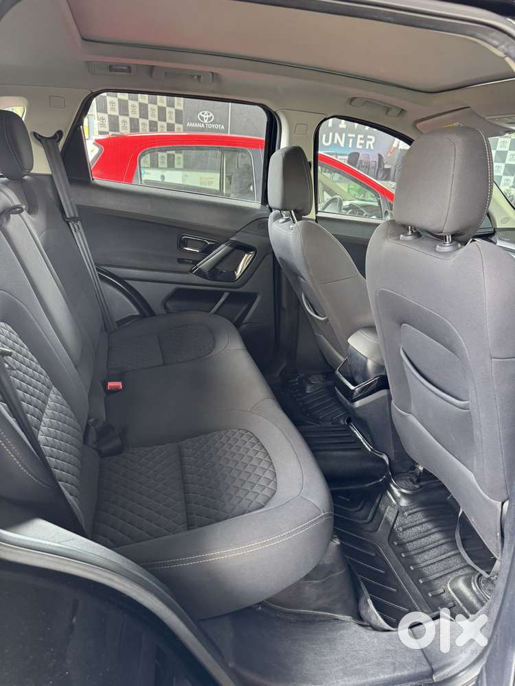 Tata Harrier 2.0 Kryotec Xt Plus Dark Edition, 2021, Diesel
