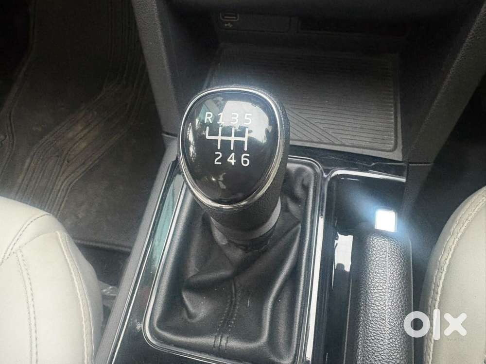 Mahindra Xuv700 2.2 Ax 5 Diesel Mt Str, 2023, Diesel