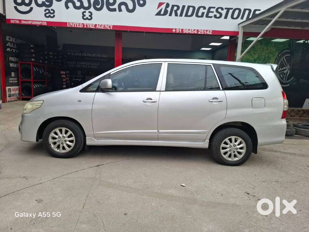 Toyota Innova 2.5 G (diesel) 8 Seater, 2014, Diesel