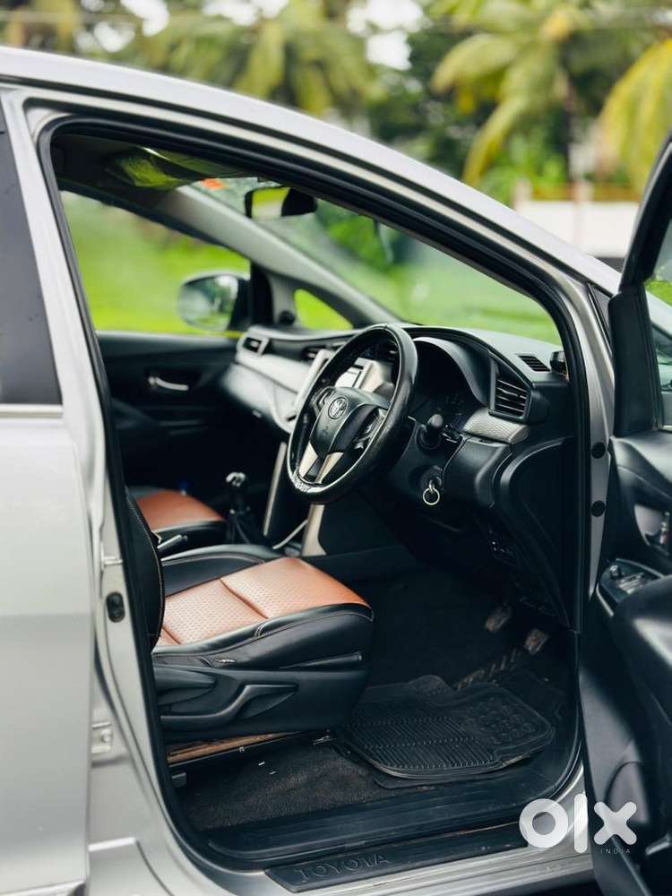High Quality Toyota Innova Crysta Diesel Manual 2018