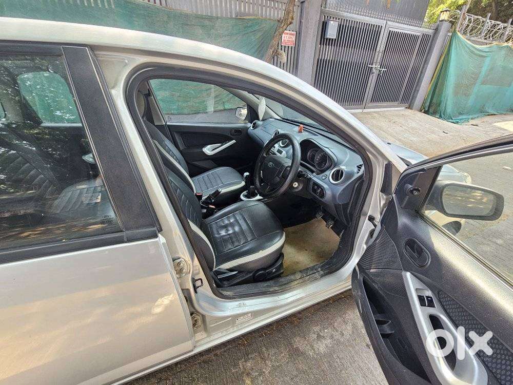 Ford Figo 2012-2015 Petrol Titanium, 2014, Petrol