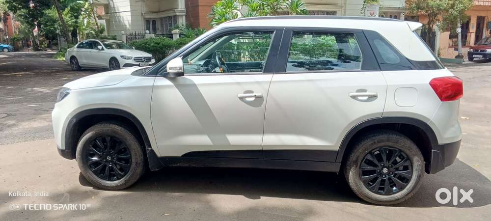 Maruti Suzuki Brezza 1.5 Zxi Smart Hybrid, 2020, Petrol