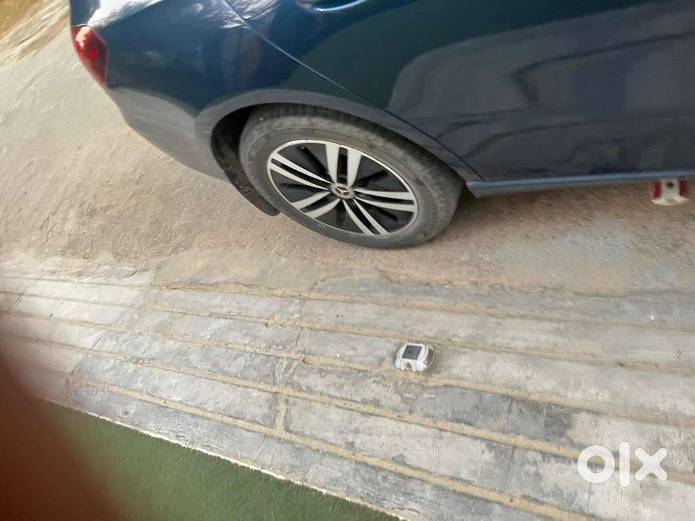 Mercedes-benz Diesel 2022 ( 42000 Km )