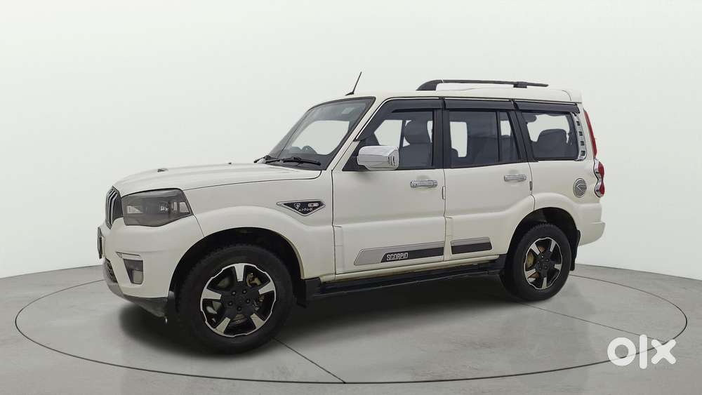 Mahindra Scorpio Classic 2.2 S 11 Mt 7 Str, 2023, Diesel