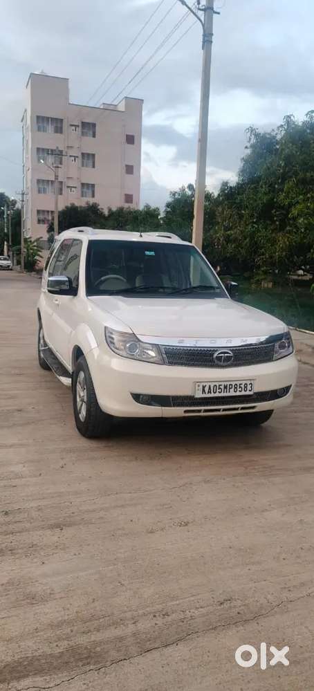 Tata Safari Storme 2014