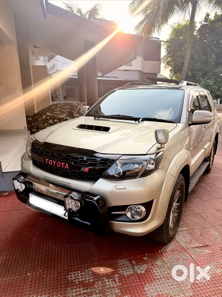 Toyota Fortuner 4x4 2013 Re Registration.