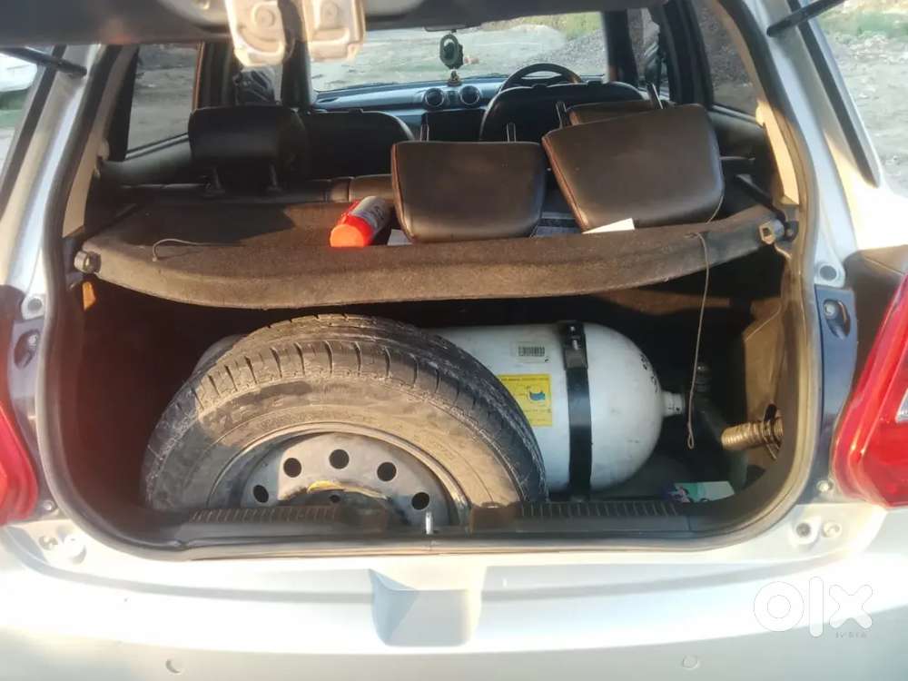 Swift Zxi Cng 2022 Maruti Suzuki