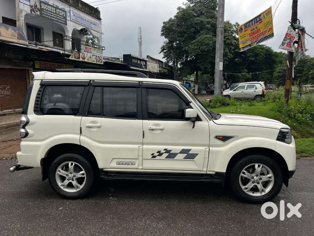 Mahindra Scorpio S10, 2016, Diesel