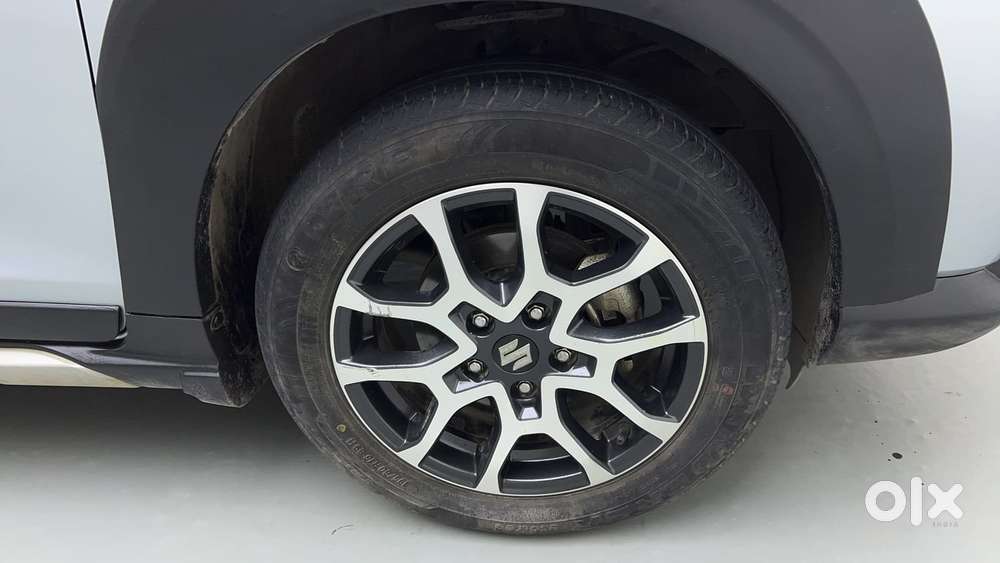 Maruti Suzuki Xl6 1.5 Zeta Mt, 2024, Petrol