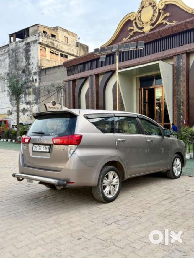 Toyota Innova Crysta [2020-ongoing] 2.4 Zx 7 Str, 2021, Diesel