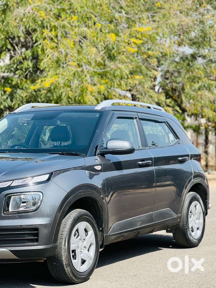 Hyundai Venue S Mt 1.2 Kappa, 2022, Petrol