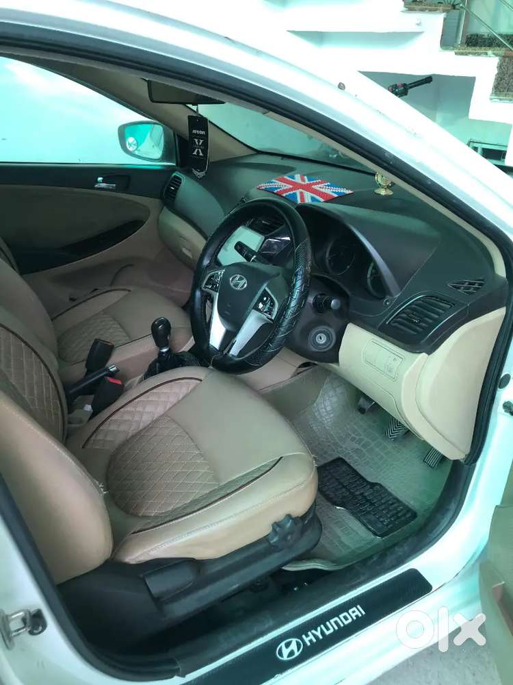 Hyundai Verna 2011 Diesel Colouwell Maintained , Good Condition