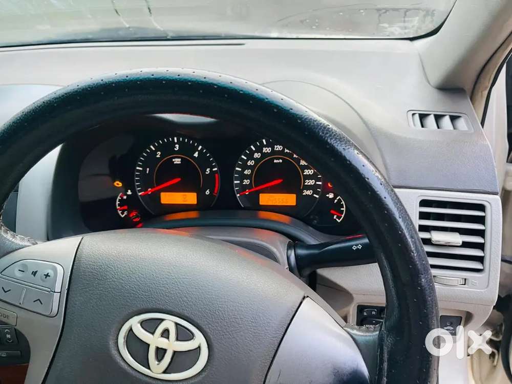Toyota Corolla Altis 2011 Diesel 245556 Km Driven