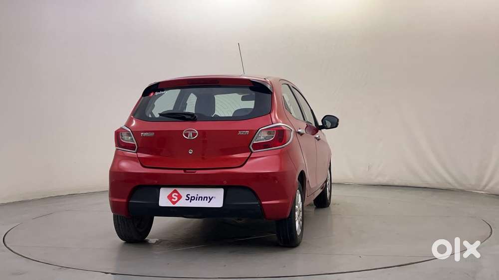 Tata Tiago Xza, 2017, Petrol