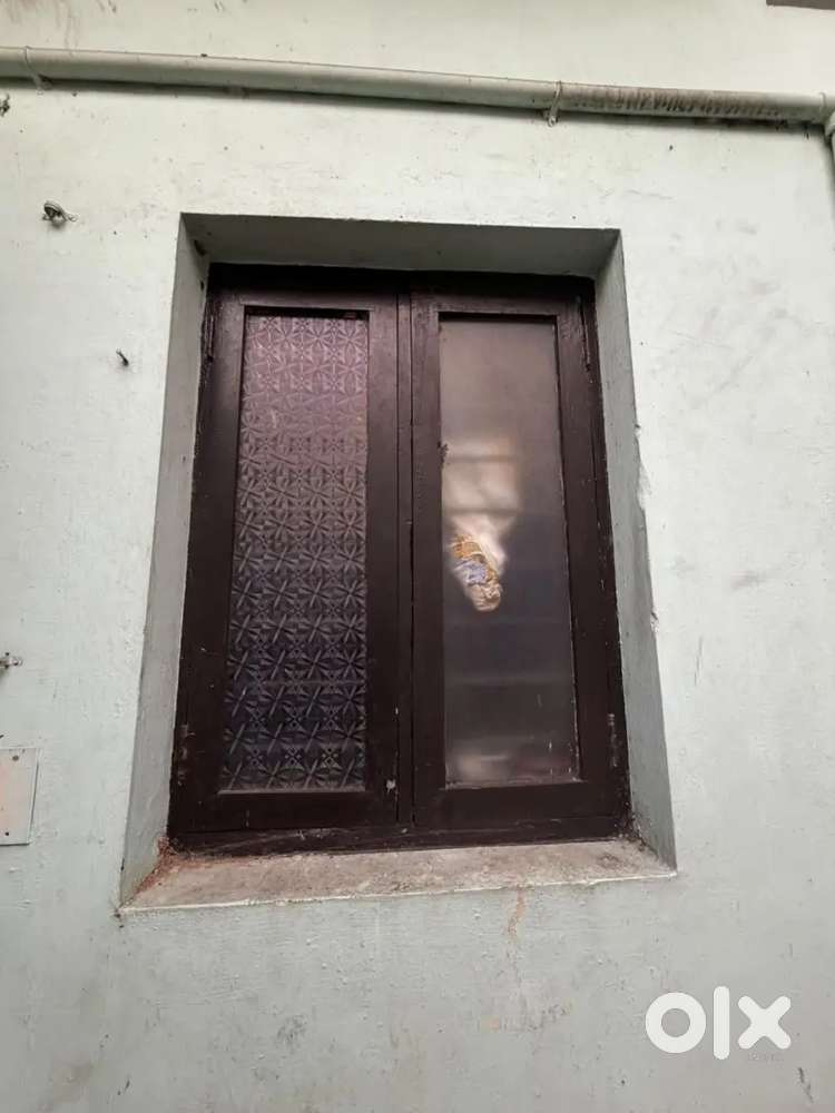Windows and frame