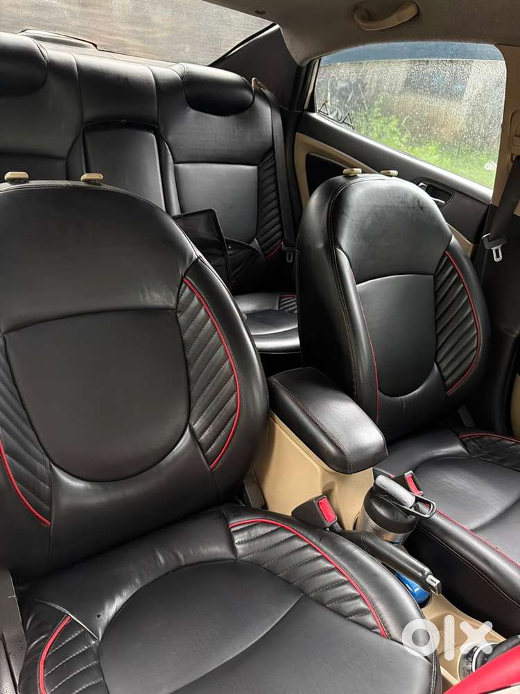 Hyundai Fluidic Verna 2011
