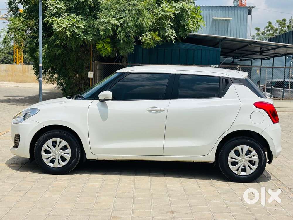 Maruti Suzuki Swift 1.2 Vxi (o), 2023, Cng & Hybrids