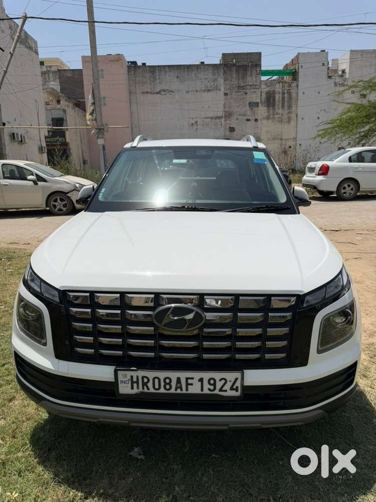 Hyundai Venue N Line 2023 Petrol Well Maintained