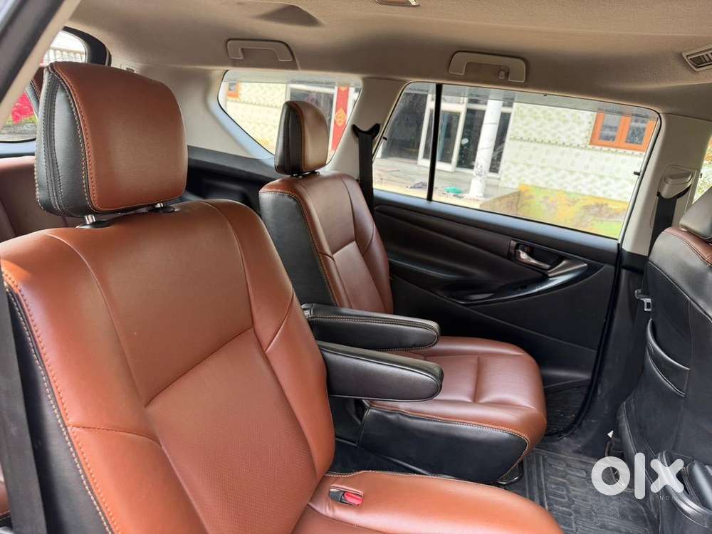 Toyota Innova Crysta Diesel 2020