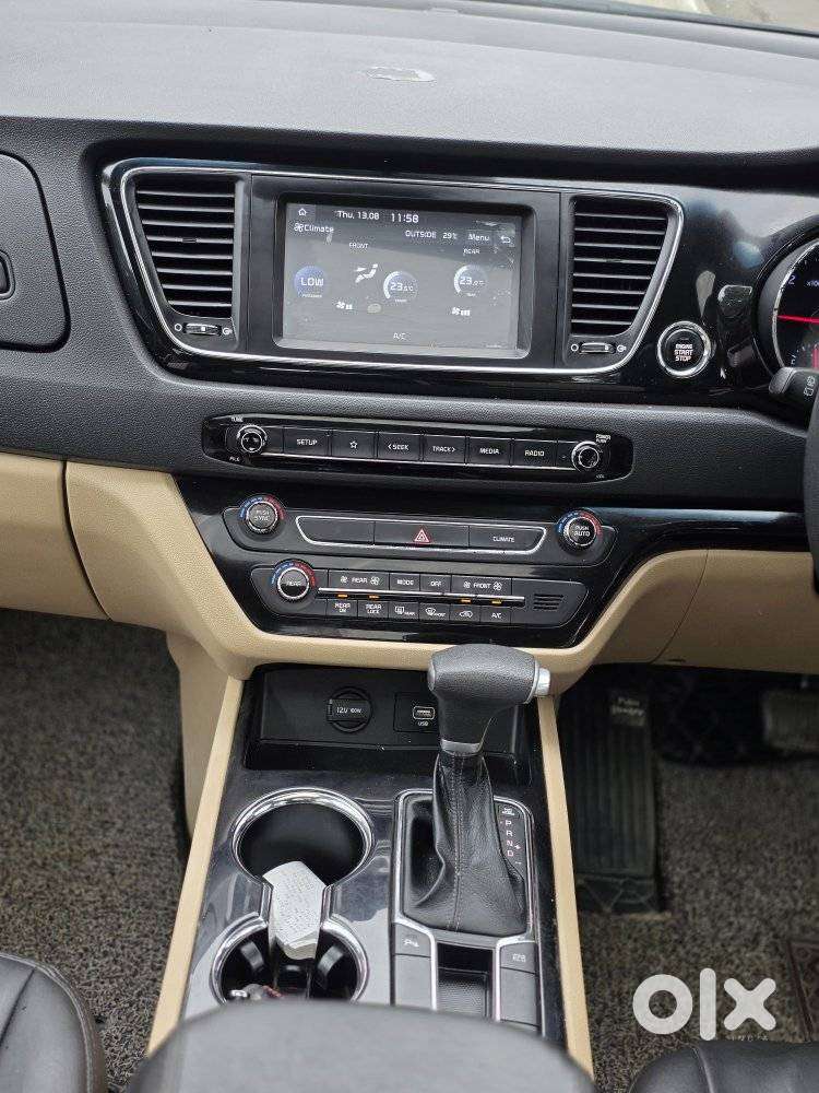 Kia Carnival Prestige, 2020, Diesel