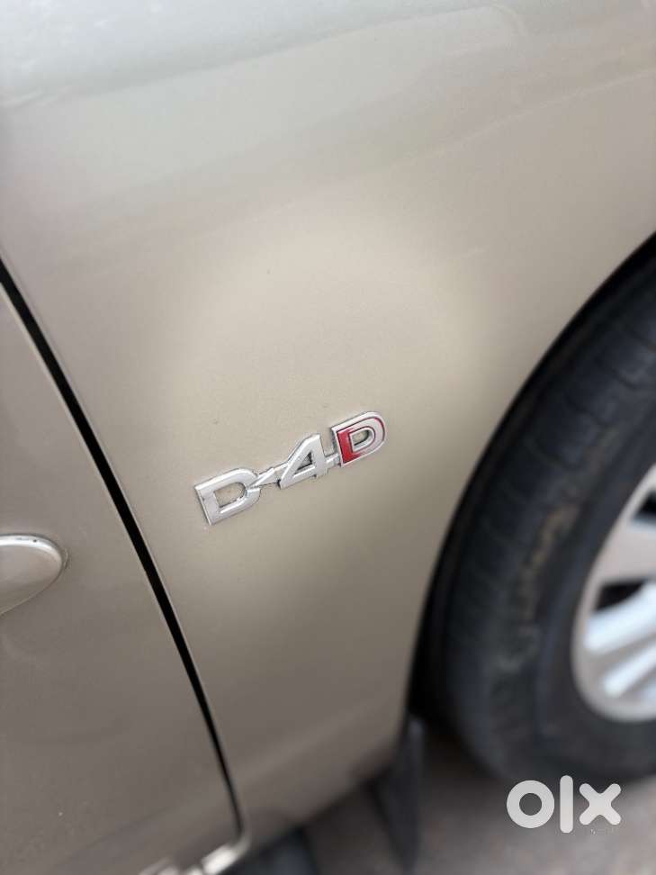 Toyota Innova 2.5 V Diesel 7-seater, 2009, Diesel