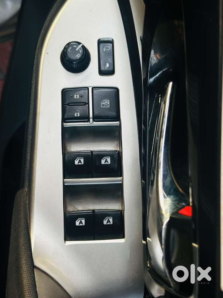 Toyota Innova Crysta 2.4 V 8 Str, 2021, Diesel