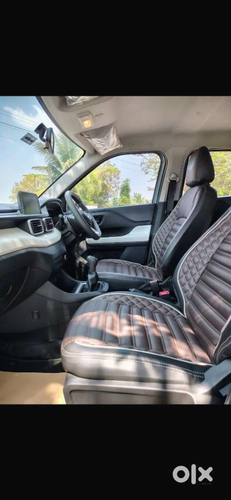 Tata Punch Accomplished, 2023, Petrol