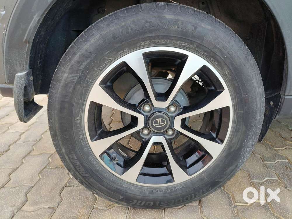 Tata Nexon 1.2 Revotron Xz Plus Dual Tone Roof (s), 2020, Petrol