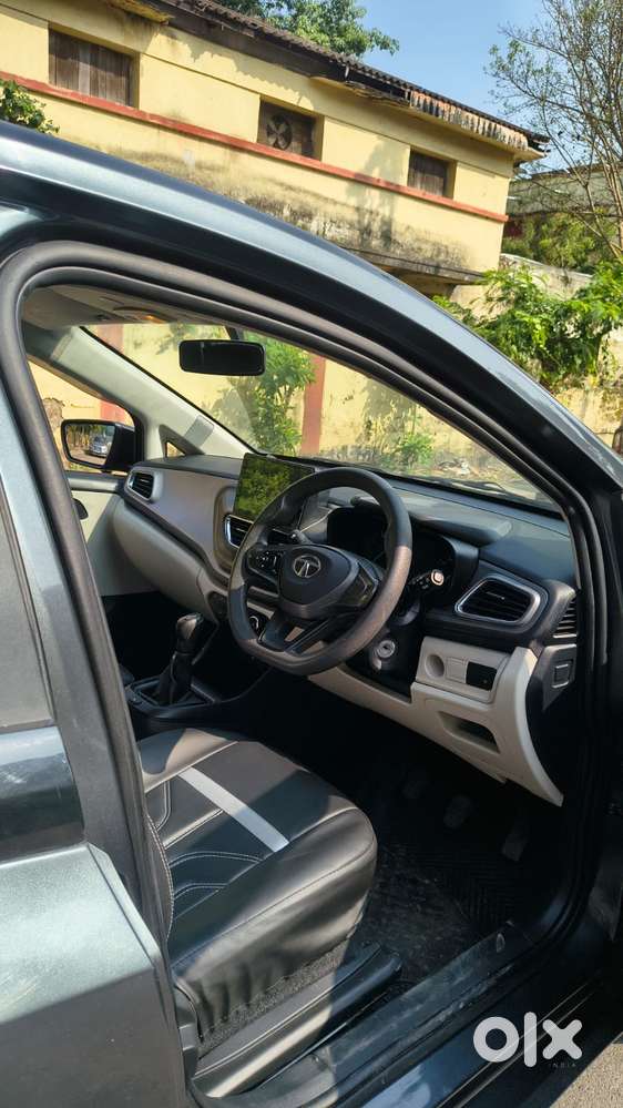 Tata Altroz Xz, 2023, Petrol
