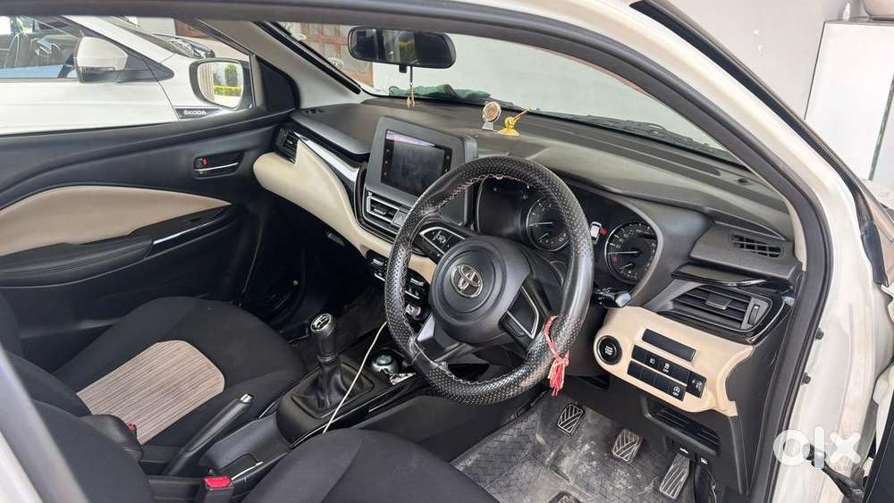 Toyota Glanza 2023 Petrol Well Maintained