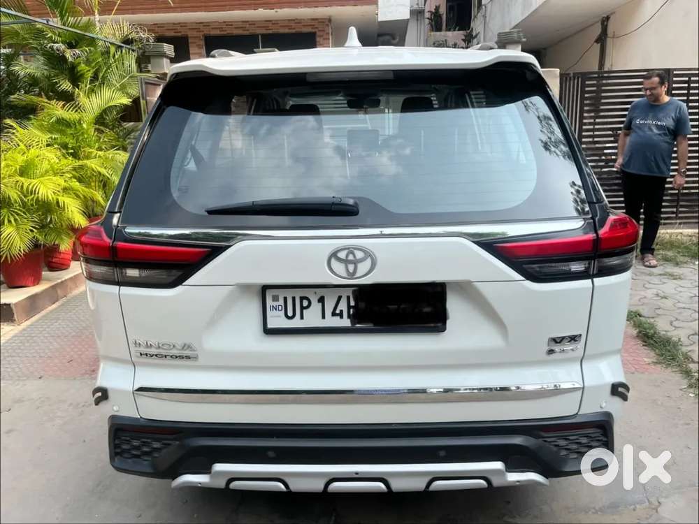 Toyota Innova Hycross, 2026, Petrol