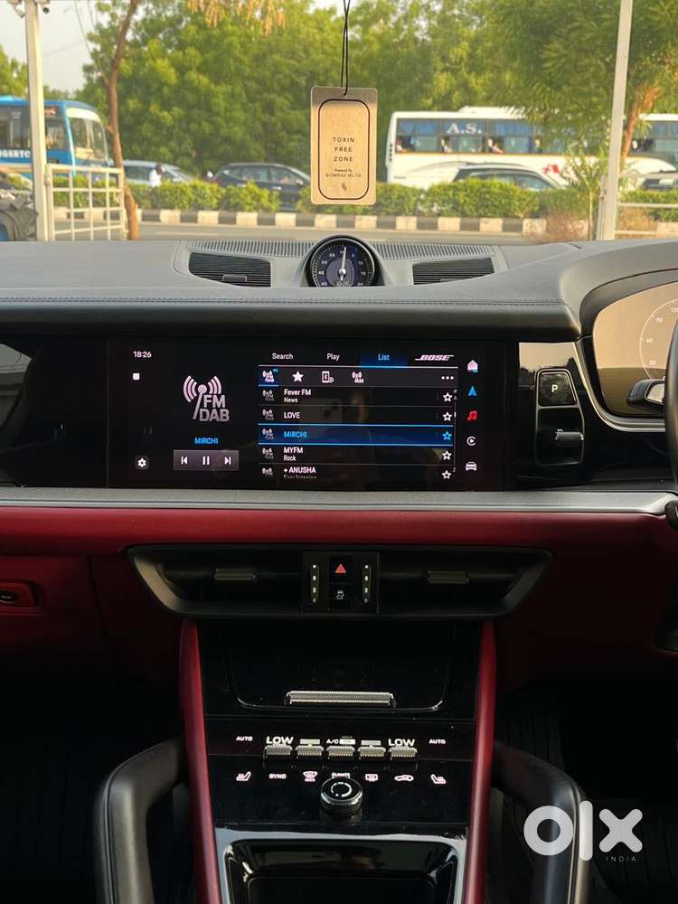 Porsche Cayenne Platinum Edition, 2023, Petrol