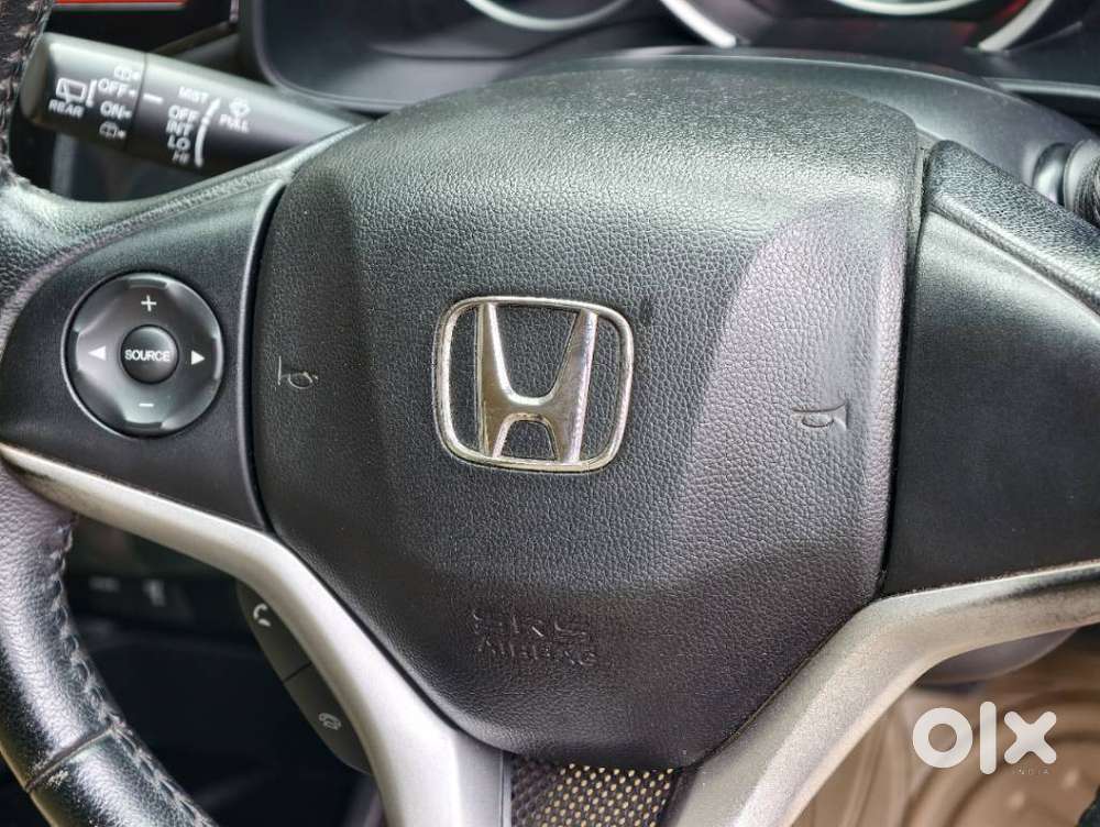 Honda Jazz 1.2 V I Vtec Privilege, 2016, Petrol