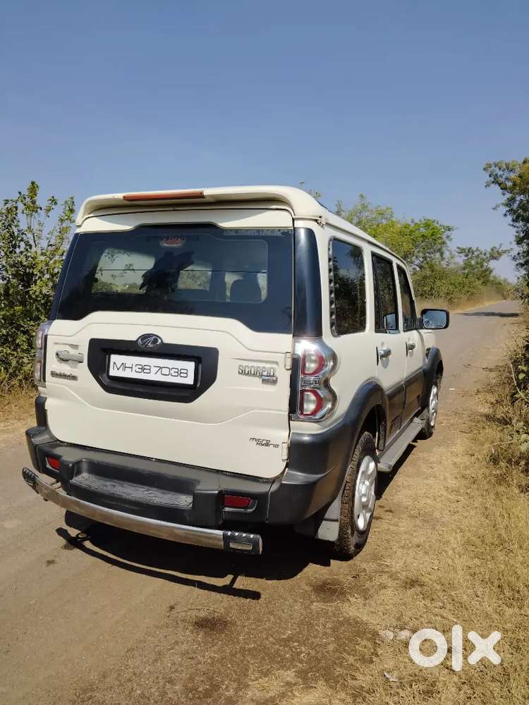 Mahindra Scorpio Diesel S2 2015