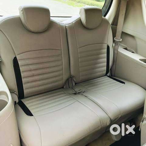Maruti Suzuki Ertiga Vxi At, 2017, Petrol