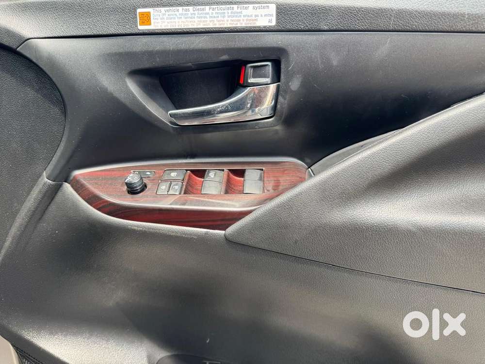 Toyota Innova Crysta 2.4 G Mt 7 Str, 2021, Diesel