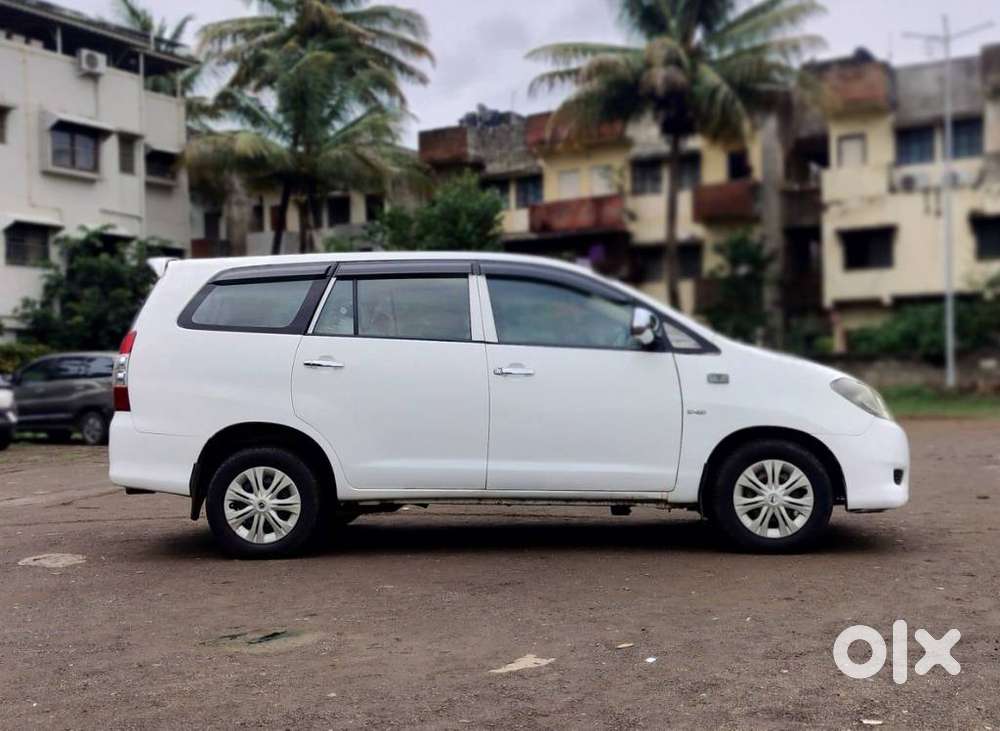 Toyota Innova 2.5 G (diesel) 8 Seater, 2006, Diesel