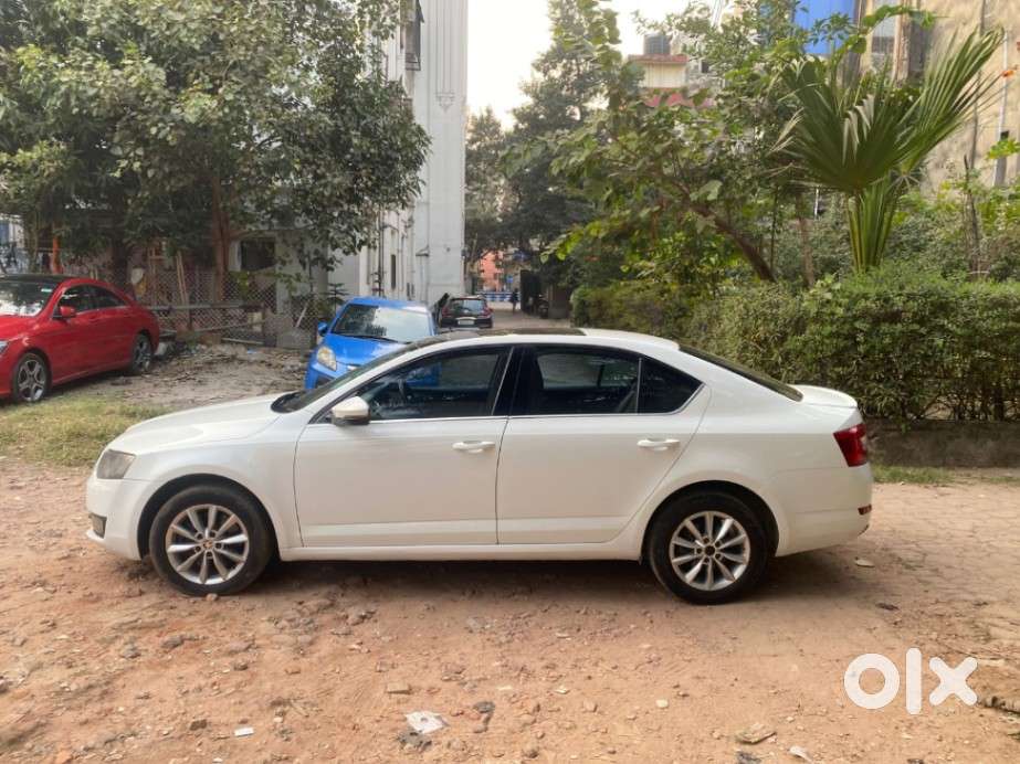 Skoda Octavia 2013-2017 Elegance 1.8 Tsi At, 2015, Petrol