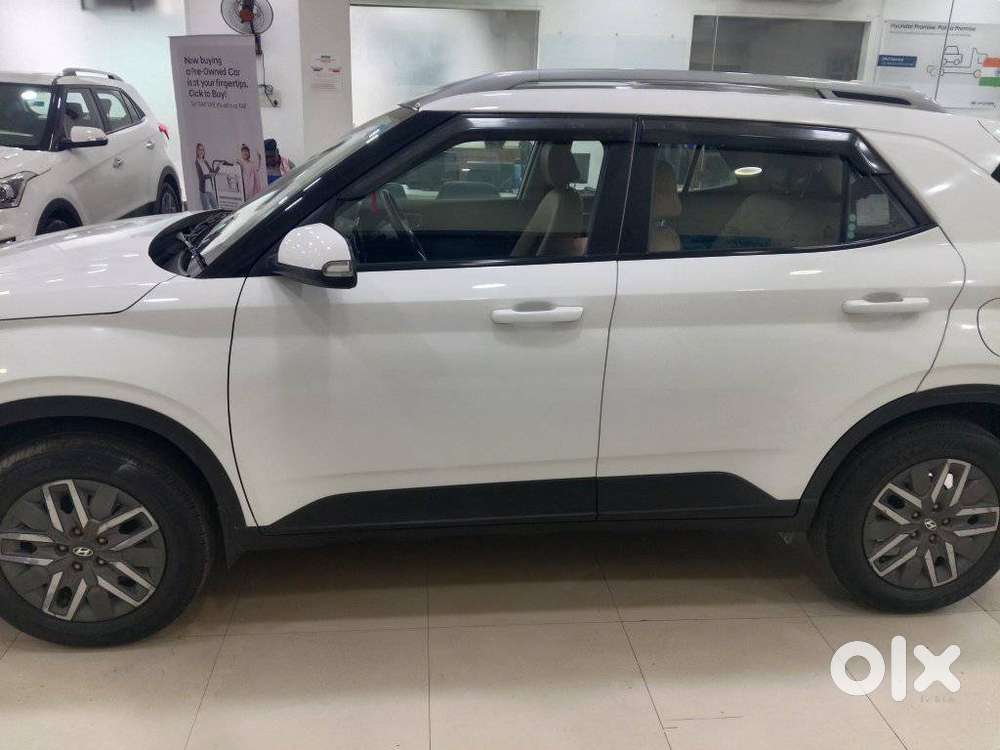 Hyundai Venue 1.0 Sx Turbo Imt, 2021, Petrol