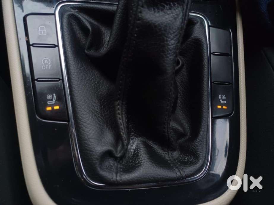 Skoda Slavia 1.5 Tsi Style At, 2022, Petrol