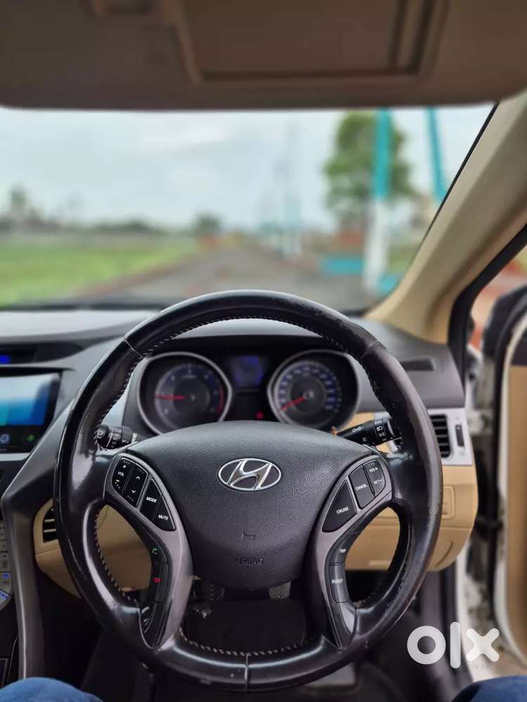 Selling My Hyundai Elantra Topend Model Next To Showroom Condition