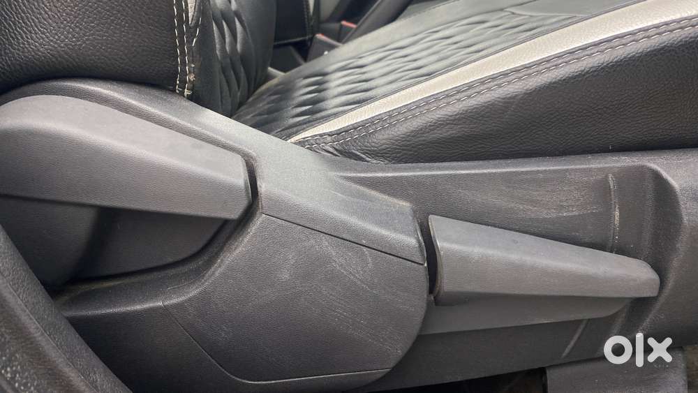 Nissan Magnite 1.0 Xv, 2022, Petrol