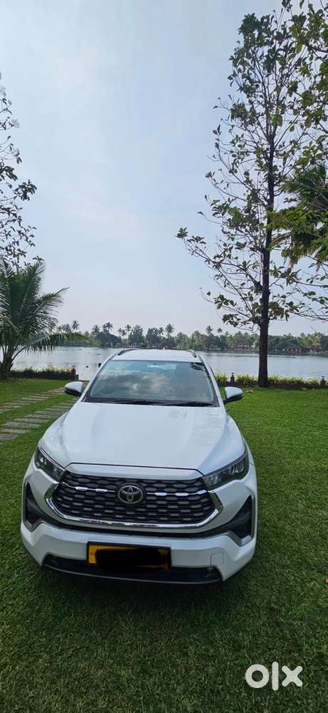 Toyota Innova Hycross 2024 Excellent Condition Immediate Sale
