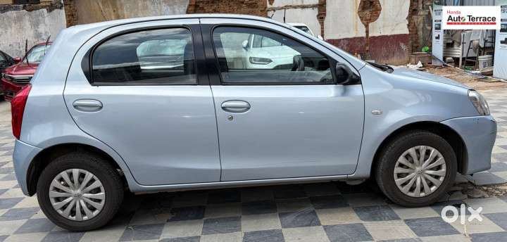 Toyota Etios Liva G, 2011, Petrol