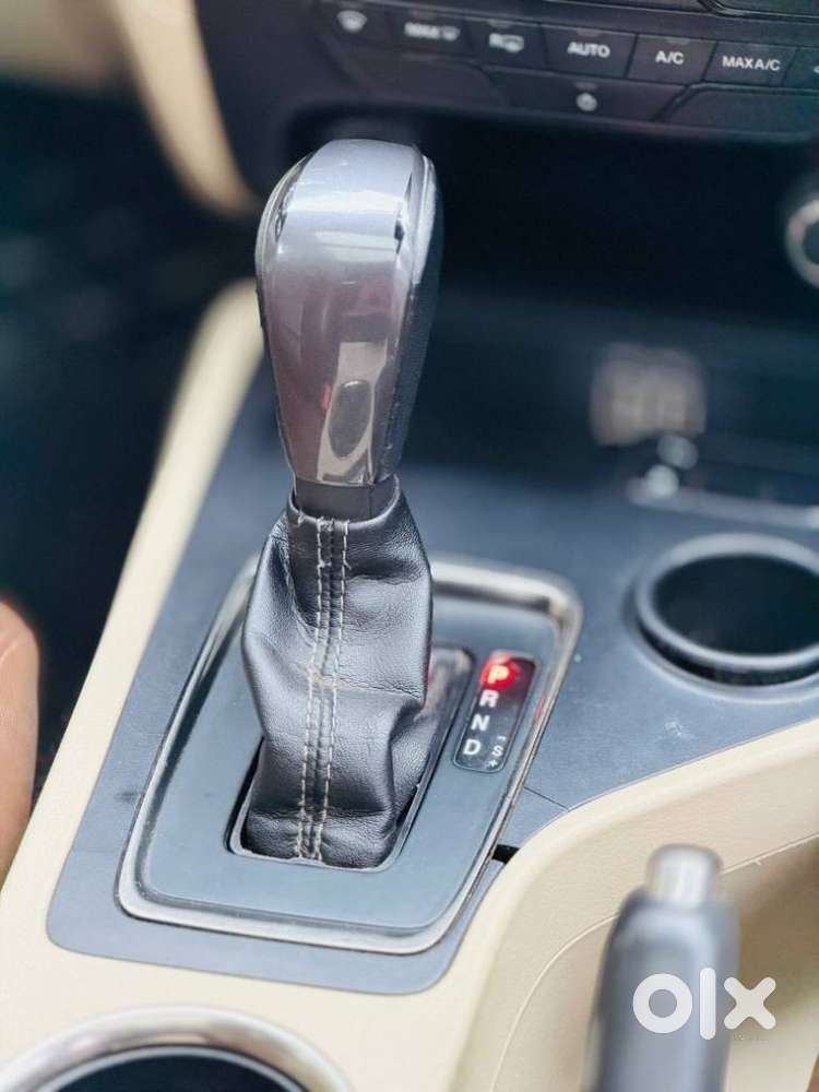 Ford Endeavour 2.2 Titanium At 4x2, 2018, Diesel